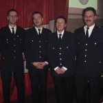 Für langjährige Mitgliedschaft in der Wehr geehrt wurden Andreas Wilkens (1. von links), Thorsten Mein (2. von rechts) und Jens Meissner (1. von rechts). Mathias Baack (2. von links) wurde befördert.