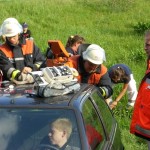 Die FF Bille drang über den Kofferraum in dieses Fahrzeug ein. ©L. Rieck