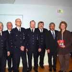 Gruppenbild aller Geehrten und Ausgezeichneten mit OBD Klaus Maurer und LBF Hermann Jonas