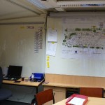 Lagekarte und Dokumentationsplatz im Anhänger Führung und Lage  Copyright: www.feuerwehr-hamburg.de