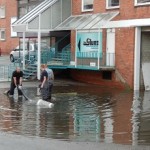 Straßen unter Wasser: Rektor-Ritter Straße, Neuer Weg, Am Pool, und Töpfertwiete. © Christian Timmann