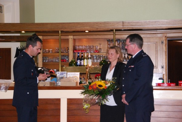 Glückwünsche der Wehr durch den WF/V Christian Rath