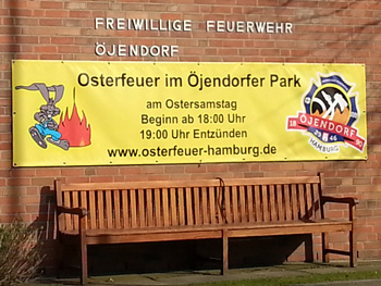 Öjendorfer Osterfeuer - Ankündigung am Feuerwehrhaus