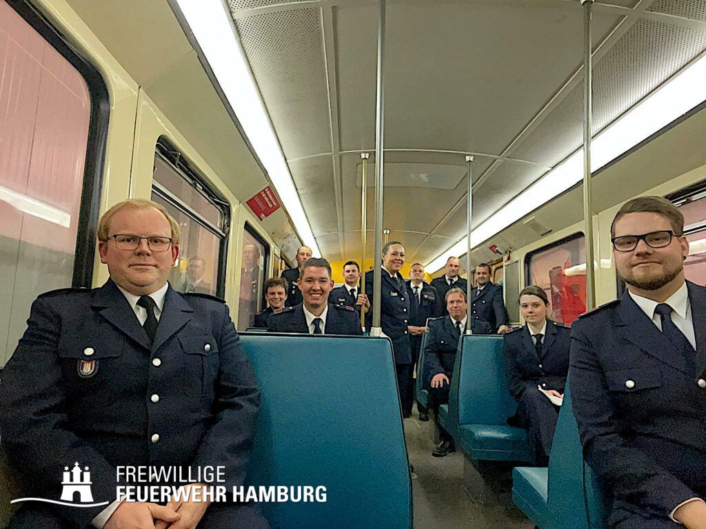 4.Reihe (v.l.n.r.) Lennart Kneppenberg, Kolja Sigmanski, Thomas Newrzella, Tobias Kaschner, Steven Zabel  3. Reihe (v.l.n.r.) Moritz Martin, Melanie Wendland, Volker Mauel-Breckwoldt  2. Reihe (v.l.n.r.) Kevin Viet, Saskia Neumann  1. Reihe (v.l.n.r.) Fridolin Schwarten, Nils Bukowski